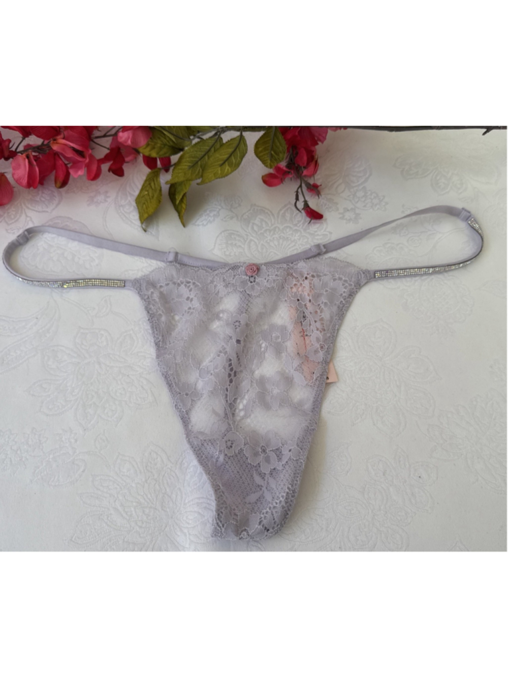 VICTORIA'S SECRET L DREAM ANGELS LILAC SHINE STRAP V STRING THONG PANTIES NWT
